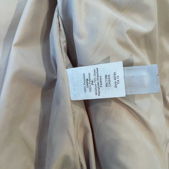 Jcrew women’s quilted beige/cream vest - Picture 7 of 8